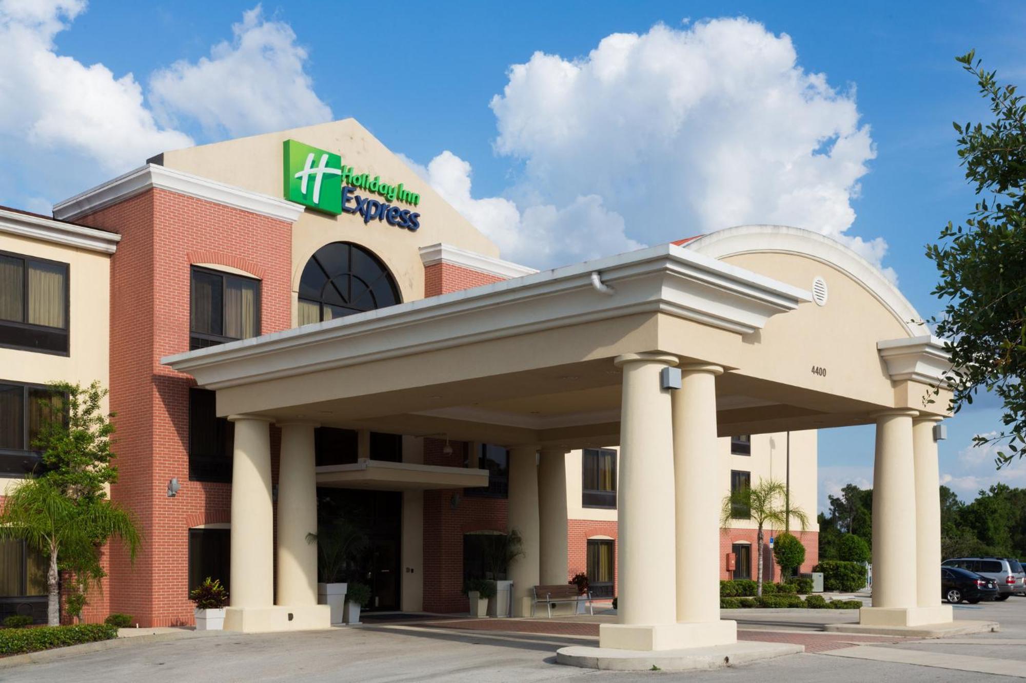 Holiday Inn Express & Suites Sebring By Ihg Exterior foto